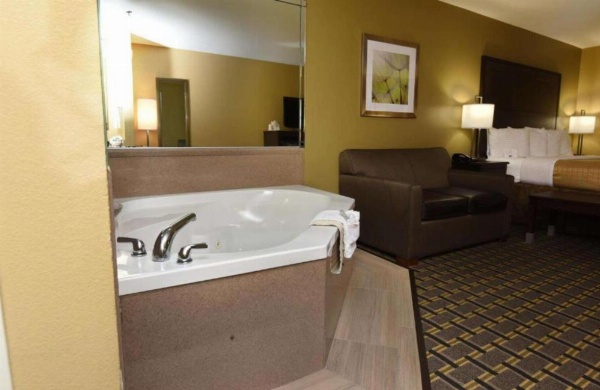 Best Western Zachary Inn image 14
