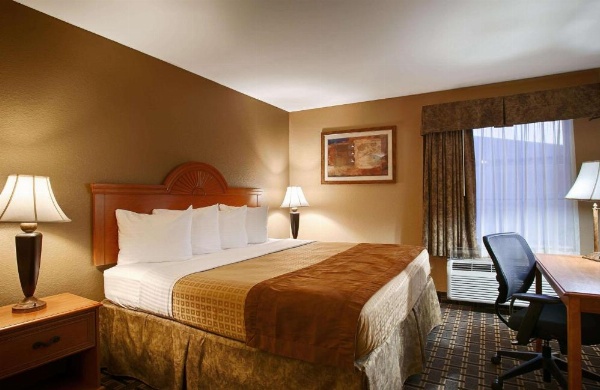 Best Western Zachary Inn image 23