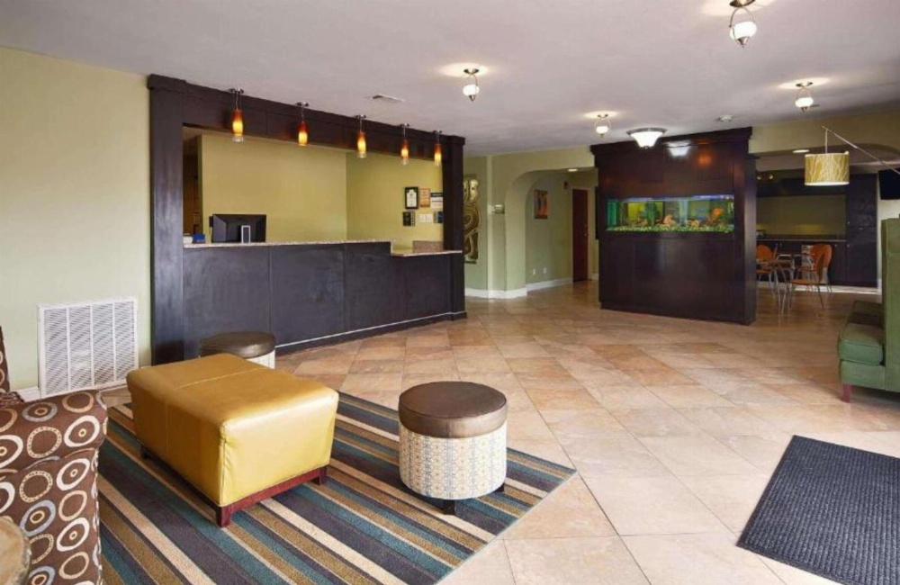 Best Western Zachary Inn Main image